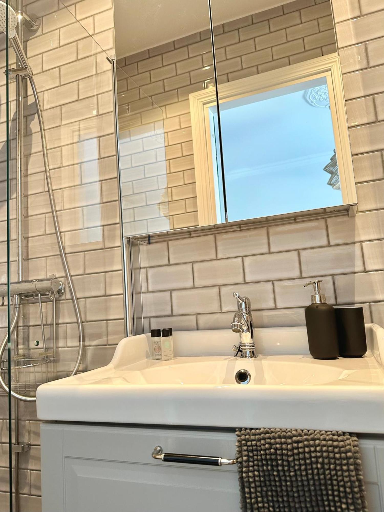 Wow, Foereningsgatan 9 Apart otel Göteborg Dış mekan fotoğraf